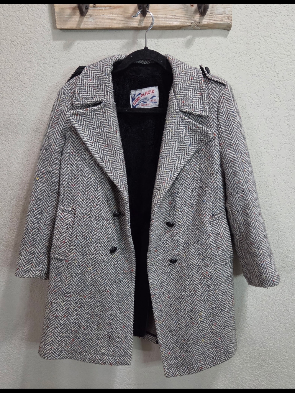 Herringbone Wool-Blend Peacoat in Gray by Lake Placid #Vintage
